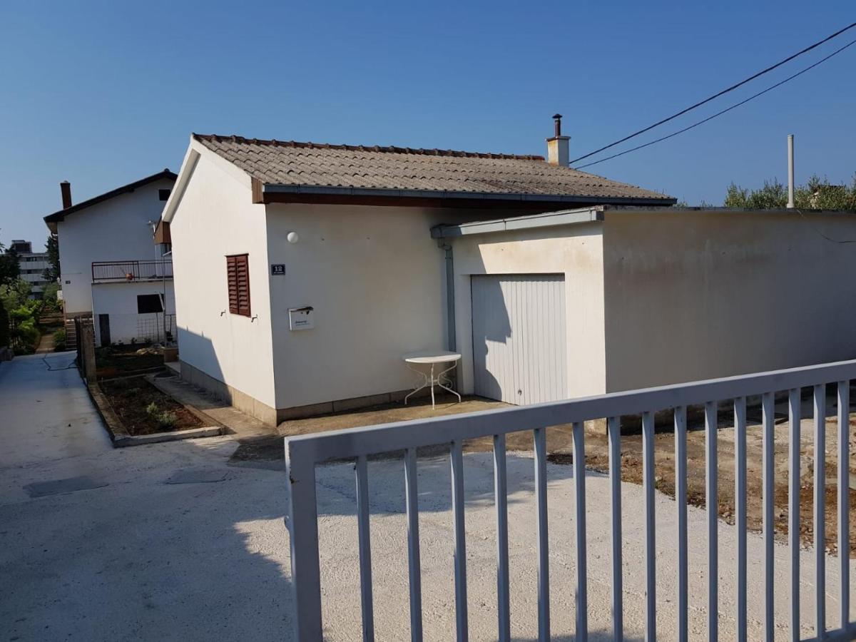 Apartments With A Parking Space Kastel Stafilic, Kastela - 16086 Екстер'єр фото